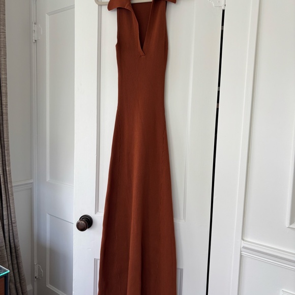 DISSH Ribbed Maxi Dress - Picture 2 of 4